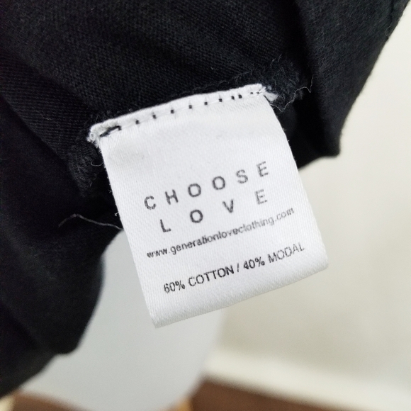 Generation Love studded tee black stars rhinestone - Picture 5 of 5